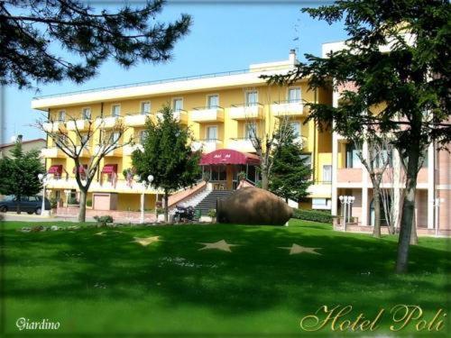 Hotel Poli Castelnovo di Sotto Exteriér fotografie